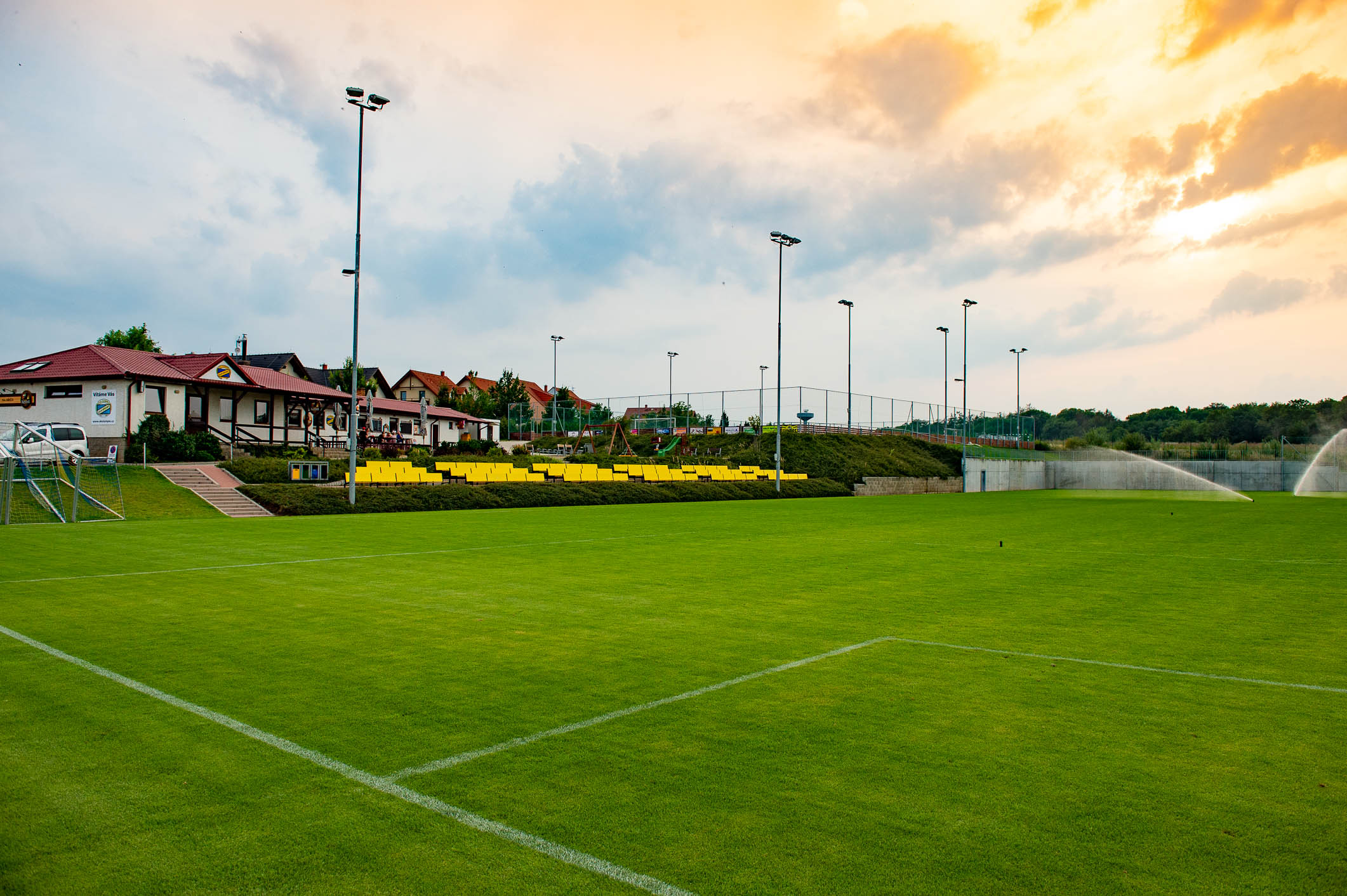 Realizacované fotbalové hřiště, foto 2019 Martin Kabát